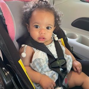 Meet your Posher, Dianita